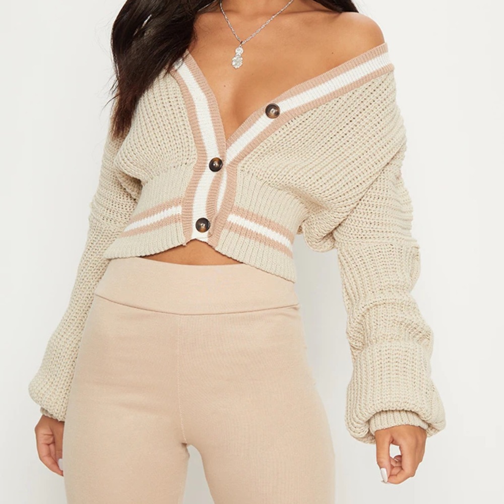 Pretty little thing -  Stone Crop top extreme sleeve knit cardigan